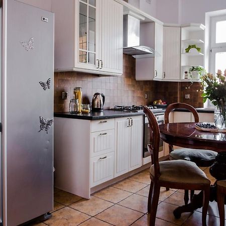 Halby Luxury Rooms Chmielna 73B Varsovia Exterior foto