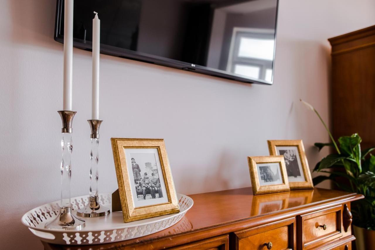 Halby Luxury Rooms Chmielna 73B Varsovia Exterior foto